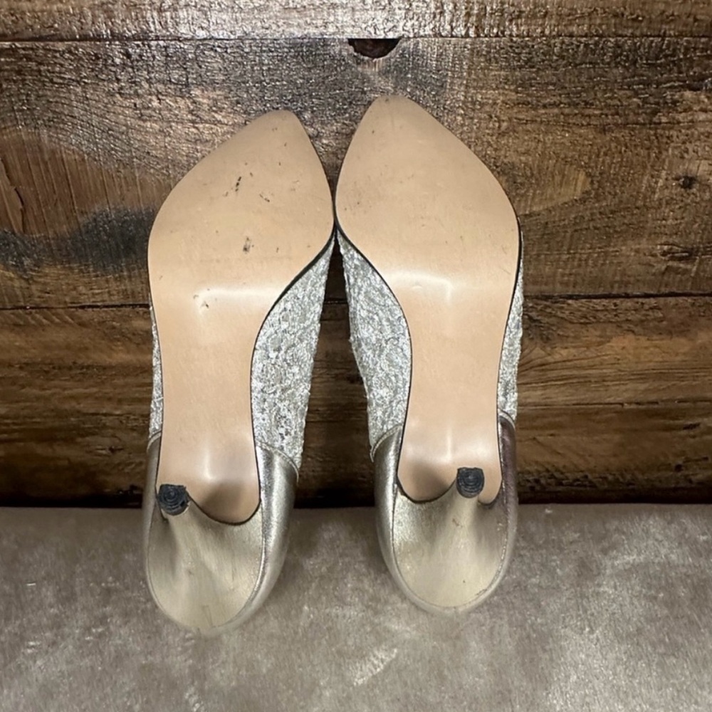 Handcrafted Lace Pumps / Heels by House of Pierre - Picture 4 of 9